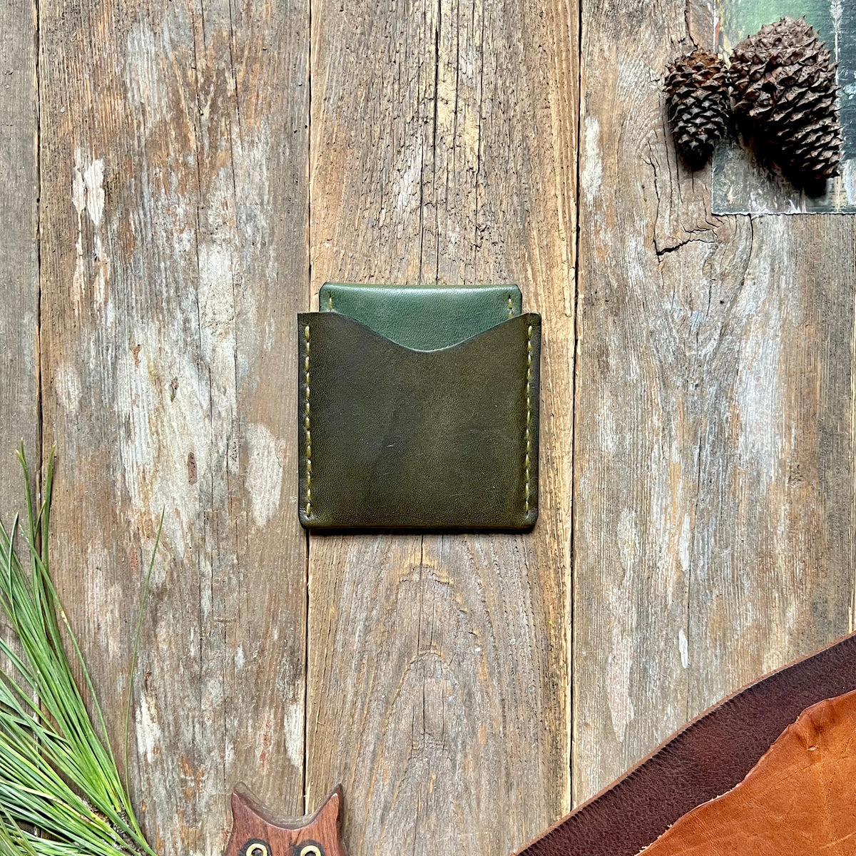 Lucas Winter Slim Leather Wallet | Forest
