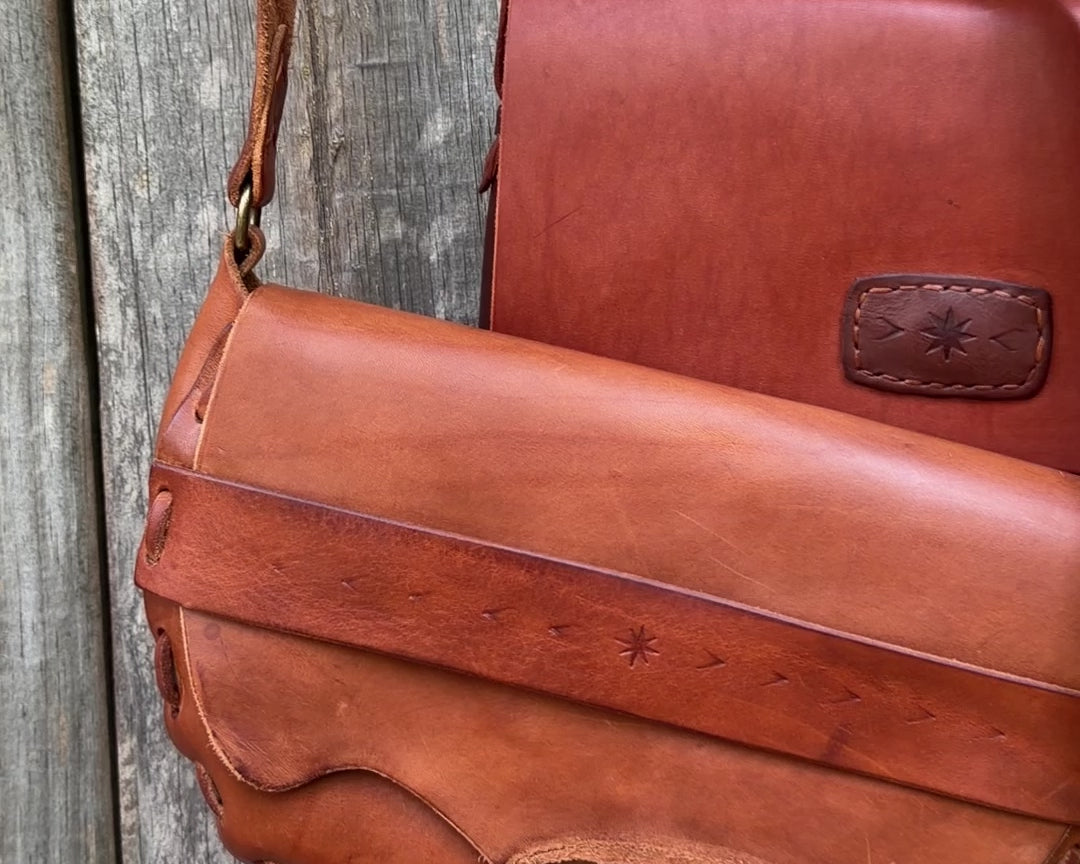 Load video: 1974 Canyon Bags / Series 1 - The Crossbody